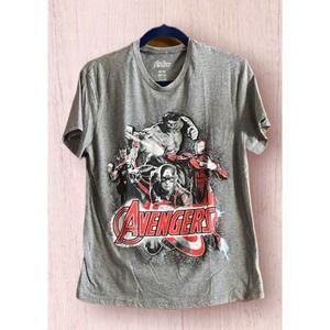 Marvel Comics Avengers SuperHeros Men's T-Shirt-Size M